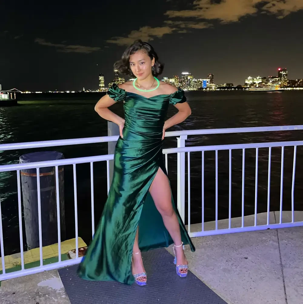 Gallery Image #slidesGrid1